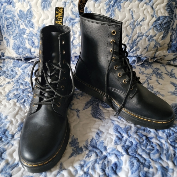 DR. MARTENS ZAVALA COMBAT Boot - Picture 1 of 7